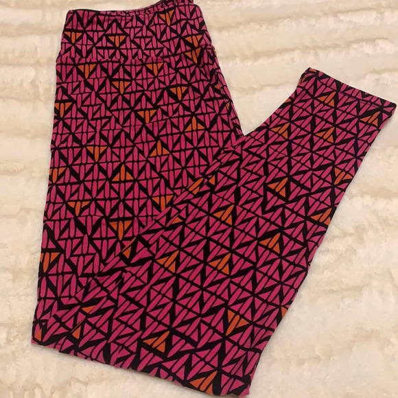 LuLaRoe TC Leggings Tall & Curvy NWOT LuLaRoe TC Leggings Tall & Curvy NWOT